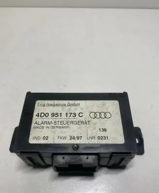 Audi A8 S8 D2 4D Alarm control unit/module 4D0951173C