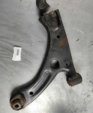 Volvo XC40 Front lower control arm/wishbone 32221283 32221153 32400870
