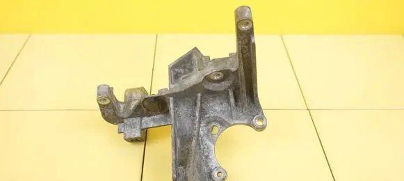 Ford Transit - Tourneo Connect Engine mounting bracket F1BQ9B470AA 4HTR37