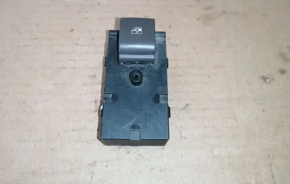 Opel Insignia A Electric window control switch 13301889