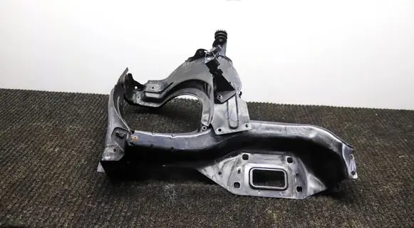 Mercedes-Benz GL X164 Headlight/headlamp mounting bracket A2048173420