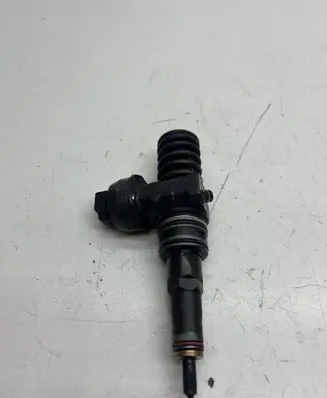 Audi A4 S4 B7 8E 8H Fuel injector 0414720216