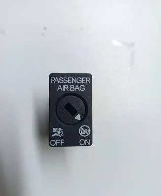 Volkswagen Polo VI Passenger airbag on/off switch 5Q0919237