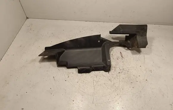 Nissan Navara D40 Intercooler air guide/duct channel F97227