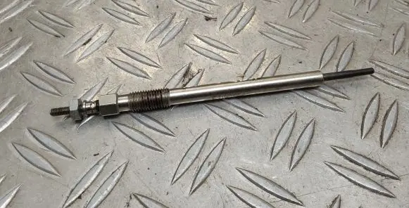 Toyota RAV 4 (XA30) Glow plug 526538