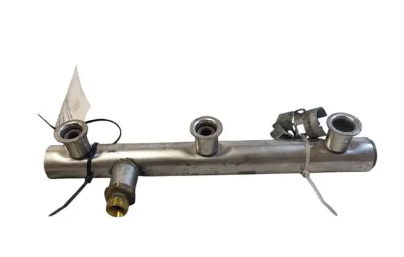 Audi Q5 SQ5 Fuel main line pipe 06e130090f