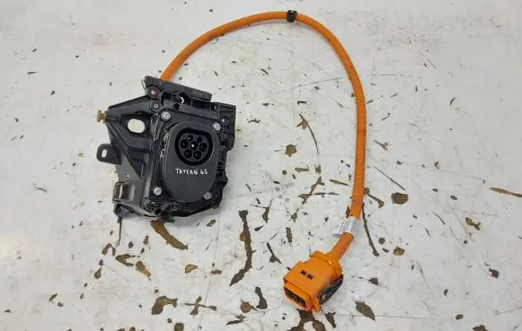 Volkswagen PASSAT B9 Electric car charge socket 9JA971106PJLK01