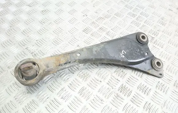 Toyota Avensis T270 Rear upper control arm/wishbone