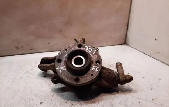 Peugeot 307 Front wheel hub