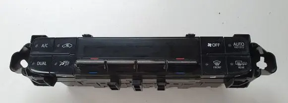 Toyota Prius (XW50) Climate control unit 5590047231