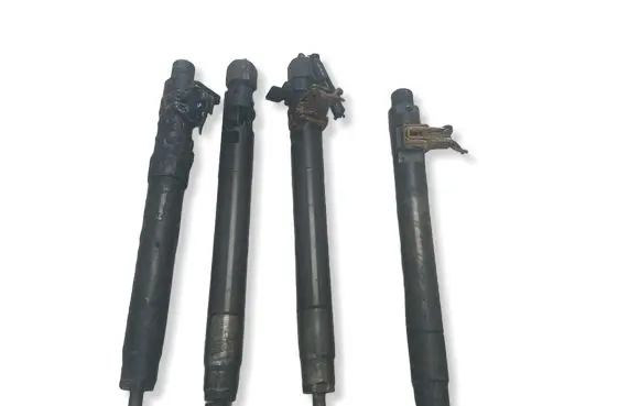 Peugeot 3008 I Fuel injectors set 9686191080