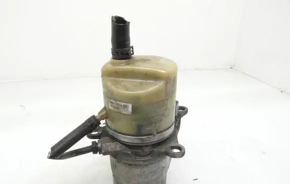 Volvo S40 Power steering pump 30742307 4N513K514DR