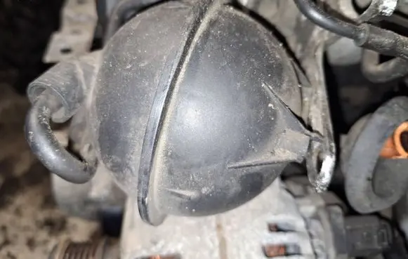 Skoda Octavia Mk2 (1Z) Vacuum air tank 