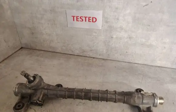 Toyota Corolla Verso E121 Steering rack 26092563