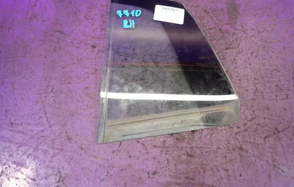 Fiat Bravo Front door window glass four-door