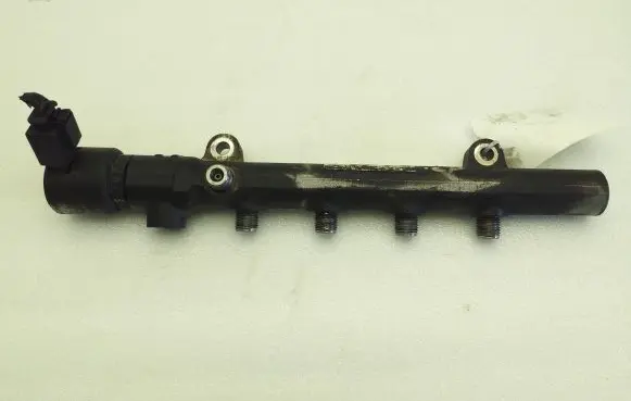 Mercedes-Benz E W212 Fuel main line pipe A6510700595