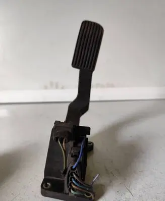 Mercedes-Benz Sprinter W901 W902 W903 W904 Accelerator throttle pedal 0281002337 281402786 A9013000504