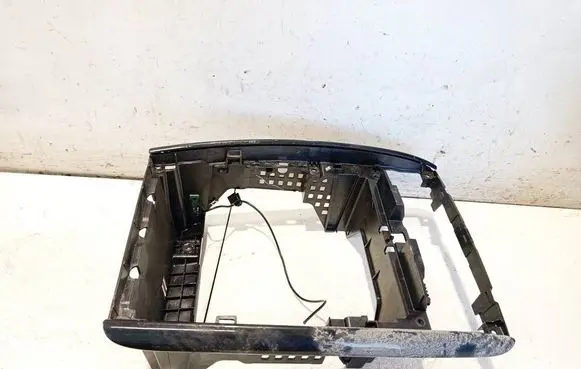Mercedes-Benz A W169 Center console 