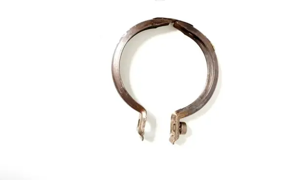 Muffler mount bracket/holder