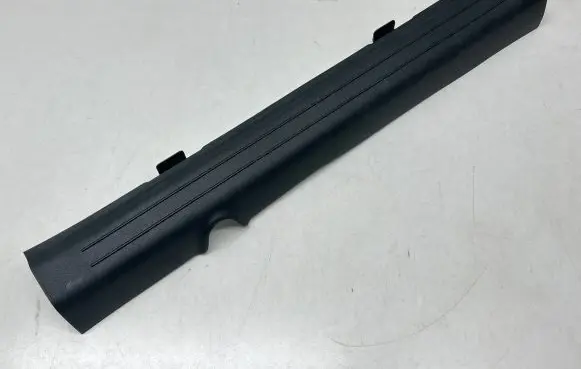 KIA EV6 Front sill trim cover 85870CV000