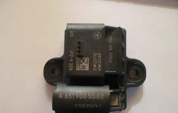 Mercedes-Benz CLS C218 AMG Glow plug pre-heat relay A6519005502