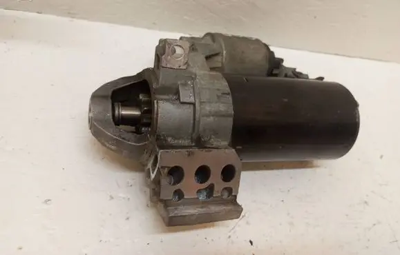 BMW 7 F01 F02 F03 F04 Starter motor 8570382 20120614 0001115239