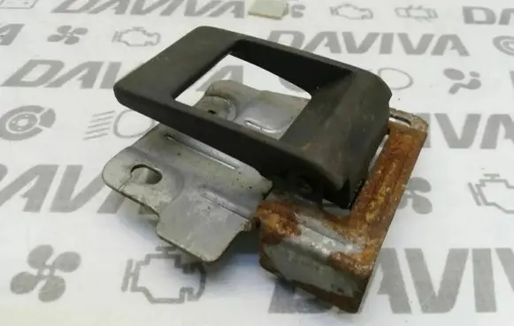 Land Rover Discovery Rear door interior handle