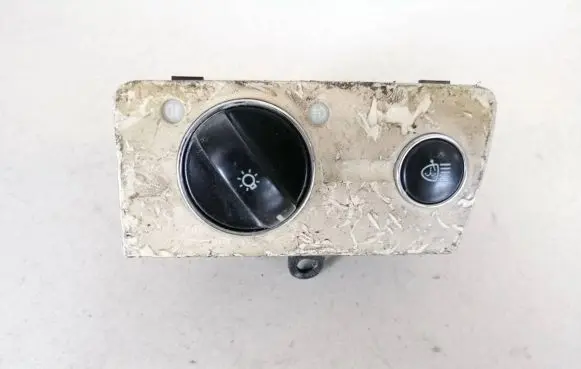 Mercedes-Benz E W211 Light switch 2115450404 04056052