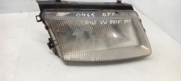 Volkswagen PASSAT B5 Headlight/headlamp