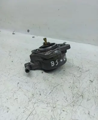 Volkswagen PASSAT B5.5 Vacuum pump