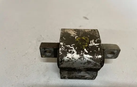 Mercedes-Benz C W202 Gearbox mount