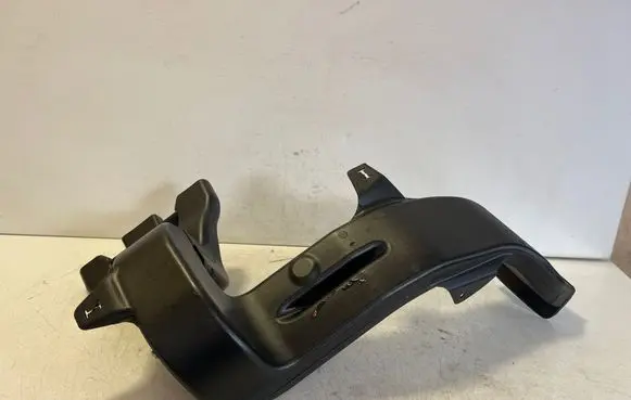 Audi Q7 4M Cabin air duct channel 4M0819804A
