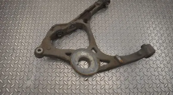 Rear upper control arm/wishbone