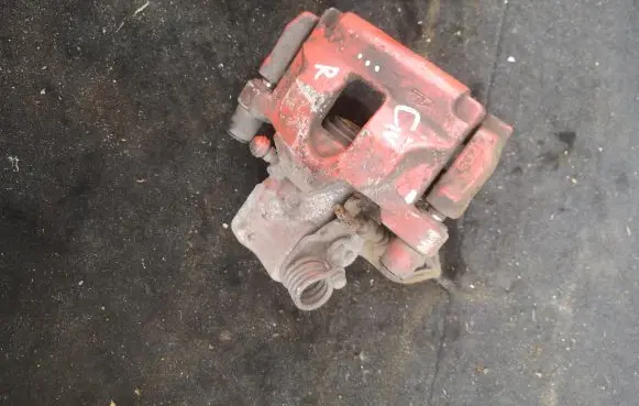 Honda Civic IX Rear brake caliper
