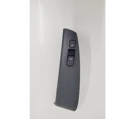 Hyundai ix35 Electric window control switch 3835211310 935802s8109p