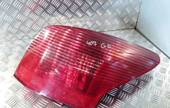 Peugeot 407 Rear/tail lights 9641948580