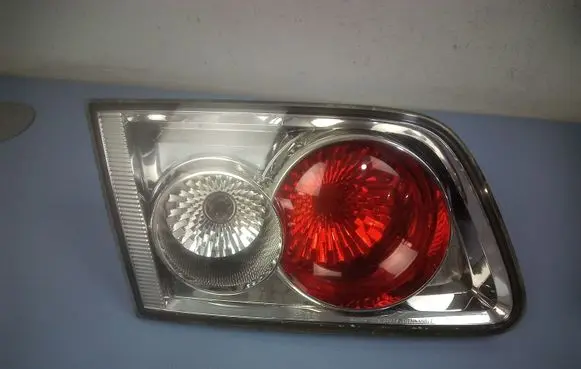 Mazda 6 Tailgate rear/tail lights 22661974
