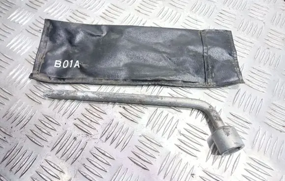 Mazda Premacy Wheel nut wrench B01A