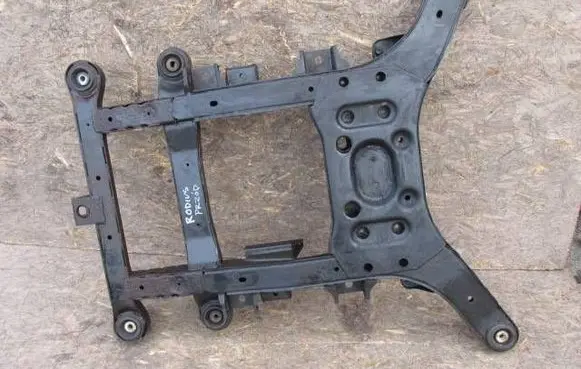 SsangYong Rodius Front axle beam 039221590