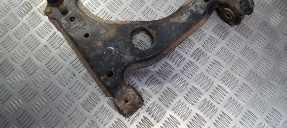 Opel Vectra B Front lower control arm/wishbone