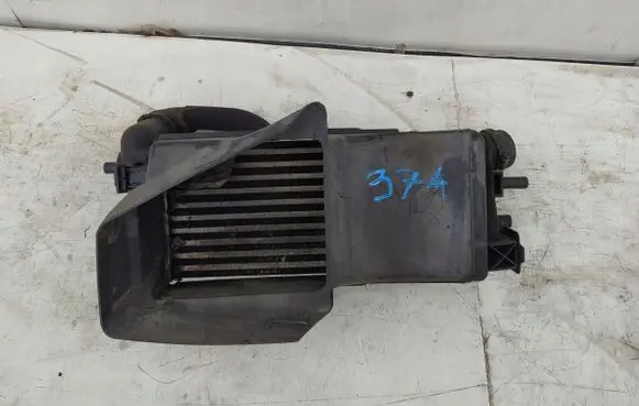 Ford Focus Intercooler radiator 9L440