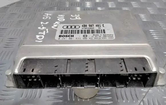 Audi A6 S6 C5 4B Engine control unit/module 4B0907401E 0281001833