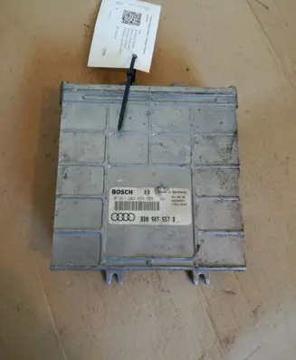 Audi A4 S4 B5 8D Engine control unit/module 0261203554