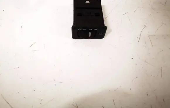 Nissan X-Trail T30 Headlight level height control switch