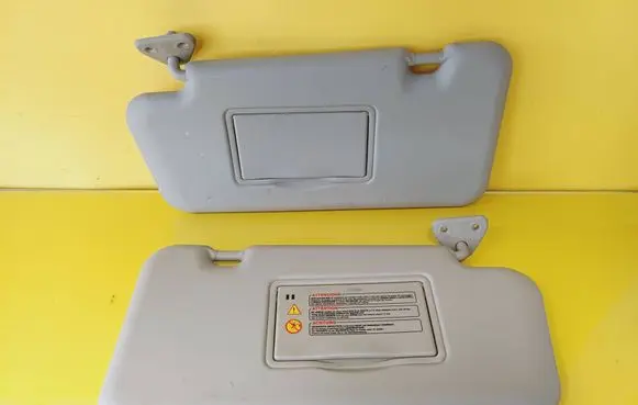 Nissan Note (E11) Sun visor