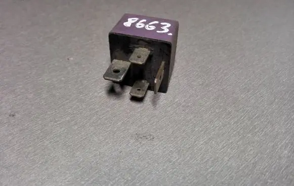 Renault Laguna I Other relay 12V50A03525 03525