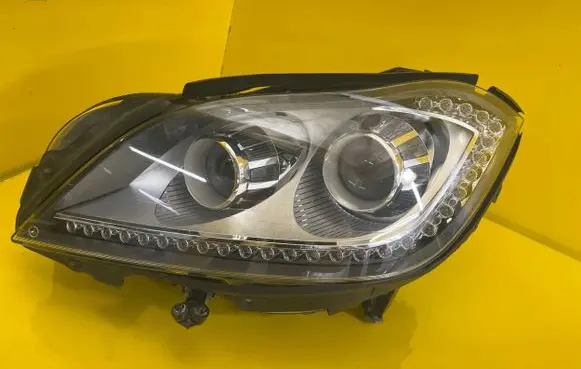 Mercedes-Benz CLS C218 X218 Headlight/headlamp A2188201759