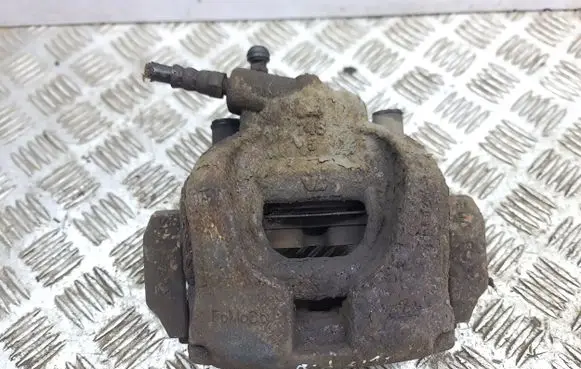 Land Rover Evoque I Front brake caliper