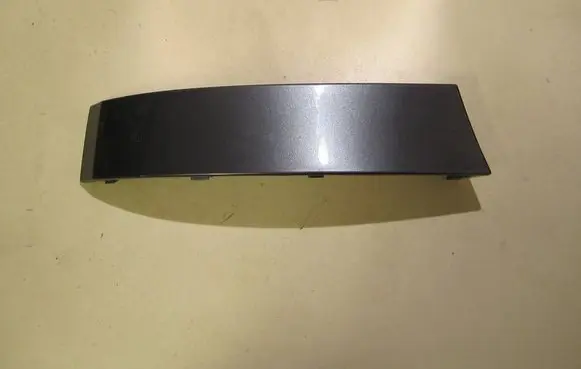 Skoda Octavia Mk2 (1Z) Rear/tail light trim molding 1Z5813345