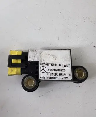 Mercedes-Benz ML W163 Airbag deployment crash/impact sensor A1638200226 1638200226